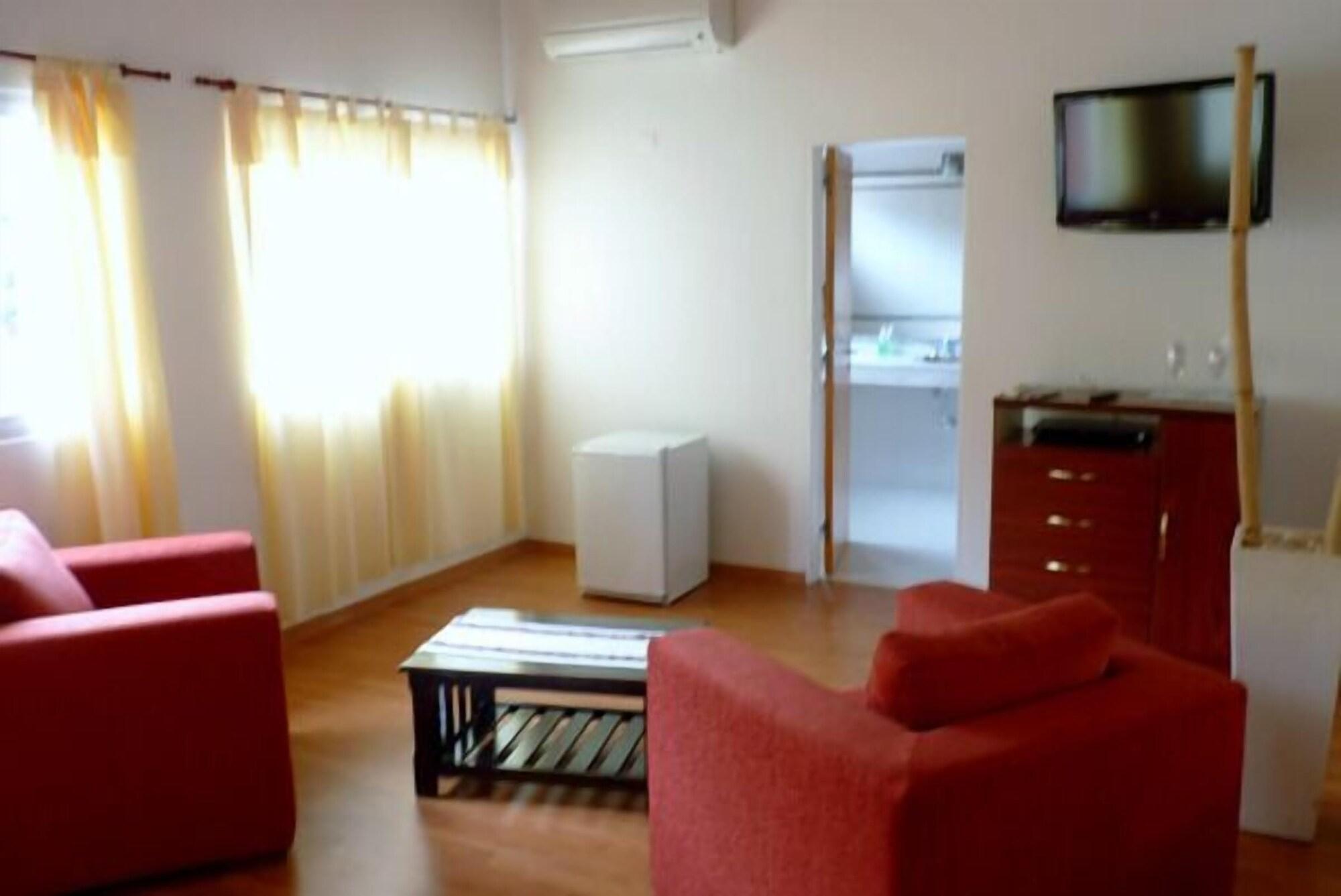 Hotel Aoma Villa Carlos Paz Esterno foto