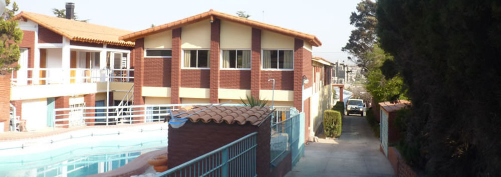 Hotel Aoma Villa Carlos Paz Esterno foto