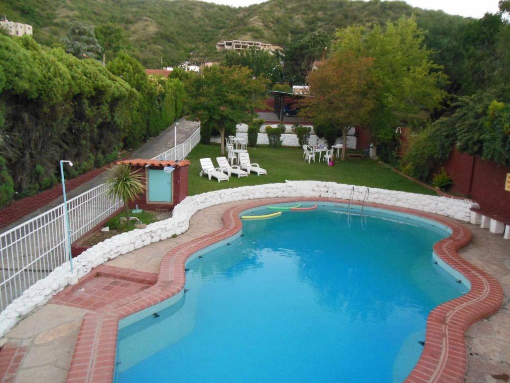 Hotel Aoma Villa Carlos Paz Esterno foto