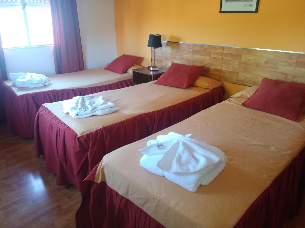 Hotel Aoma Villa Carlos Paz Esterno foto